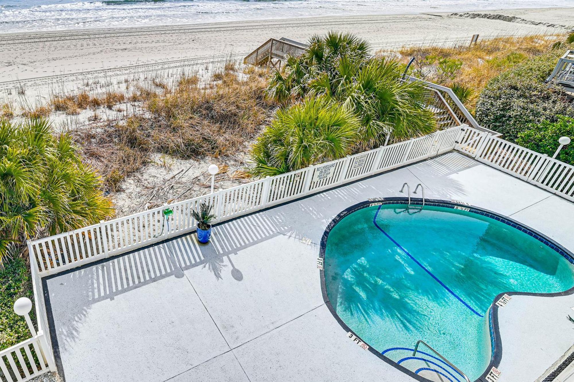 On-The-Beach Escape Oceanfront In Surfside! Myrtle Beach Exterior foto